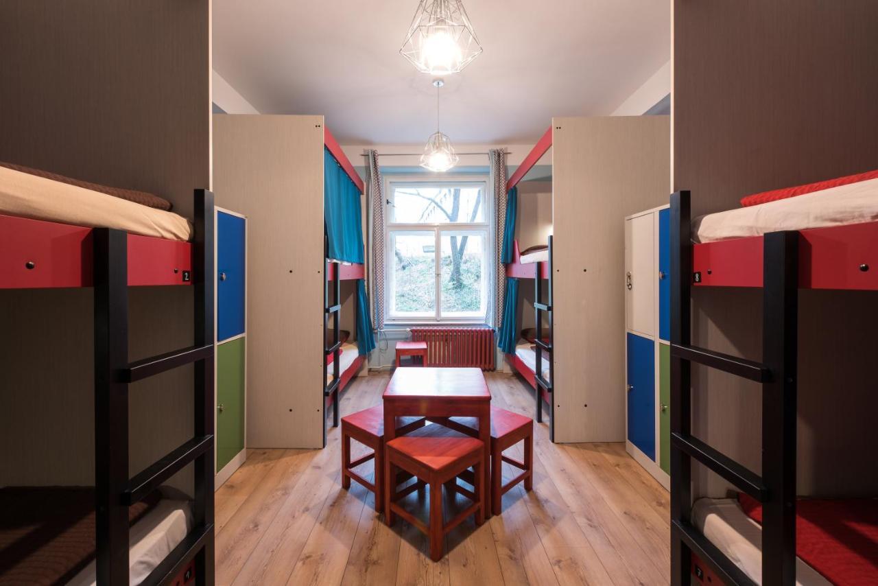פראג Hostel Elf מראה חיצוני תמונה